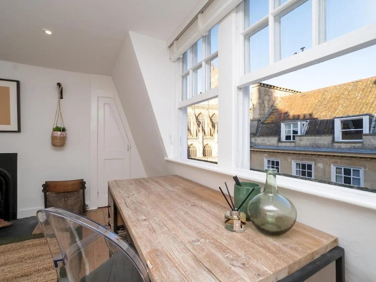 Pass The Keys Stylish 2 Bed Eco Flat In The Heart Of Bath Apartment United Kingdom