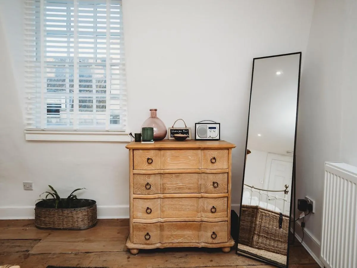 Pass The Keys Stylish 2 Bed Eco Flat In The Heart Of Bath Apartment