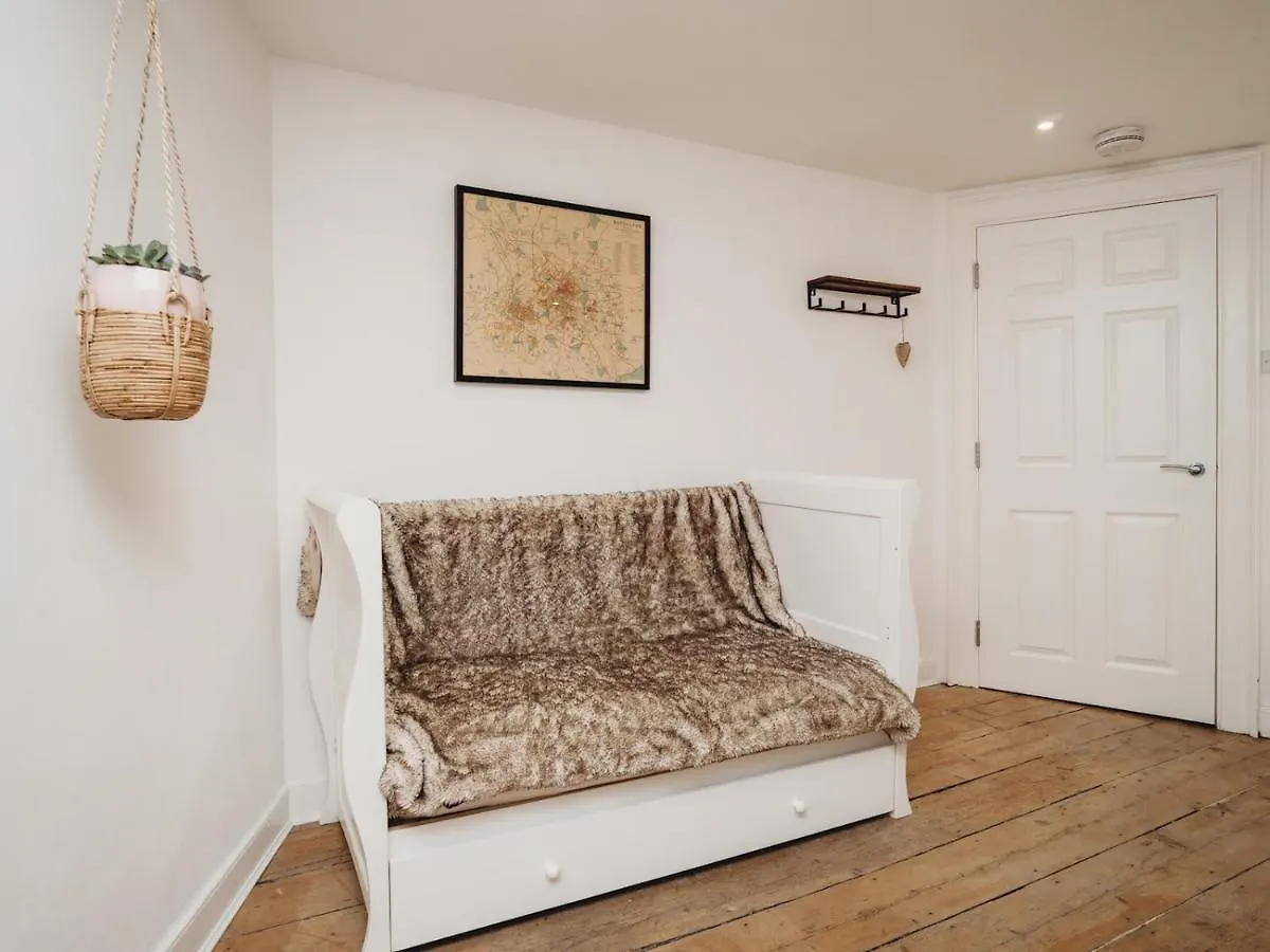 Pass The Keys Stylish 2 Bed Eco Flat In The Heart Of Bath Apartment